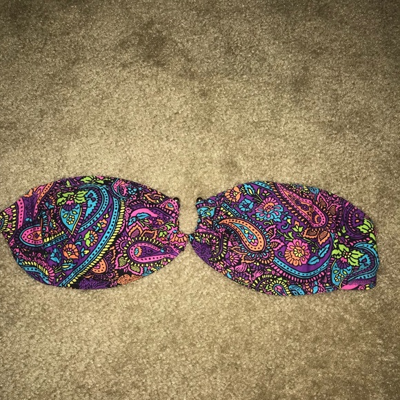 Xhilaration bandeau bikini top - Picture 2 of 3